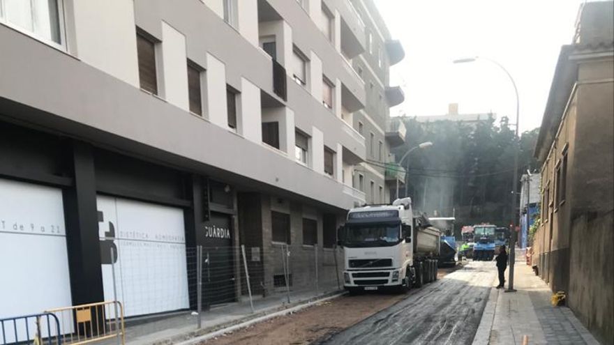 Les obres al carrer Damas Calvet