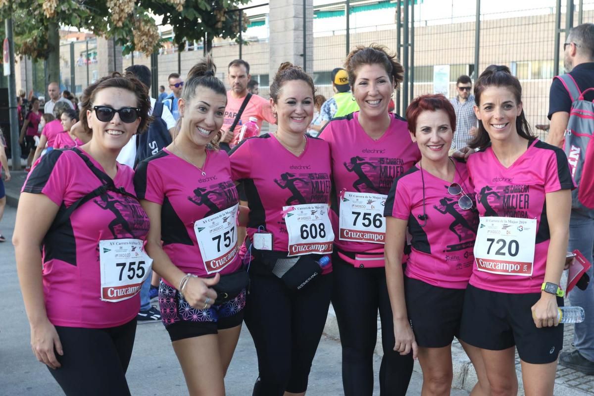 La marea rosa inunda las calles de Córdoba