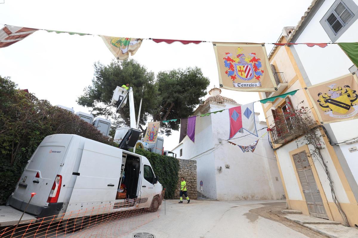 Preparativos de la Ibiza Medieval. Preparativos de la Ibiza Medieval.