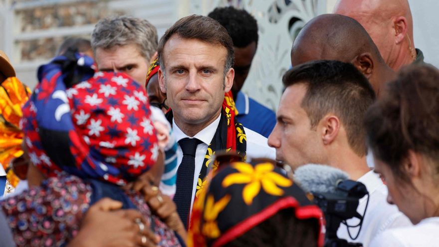 Macron alarga su visita al devastado archipiélago de Mayotte a petición de los habitantes