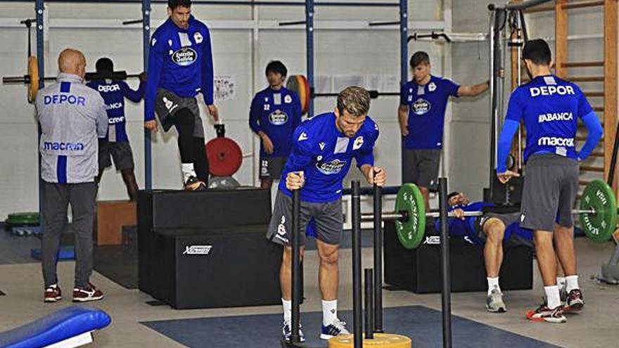 Trabajo en el gimnasio para la plantilla