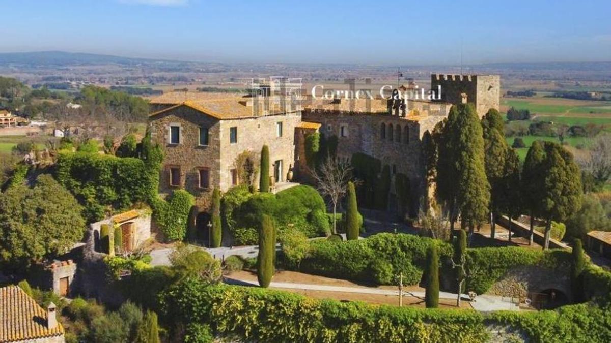 El castell a Foixà.