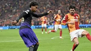 Lamine Yamal se inventa la "casi rabona", el regate del que habla todo el mundo: "Nos deja sin palabras"