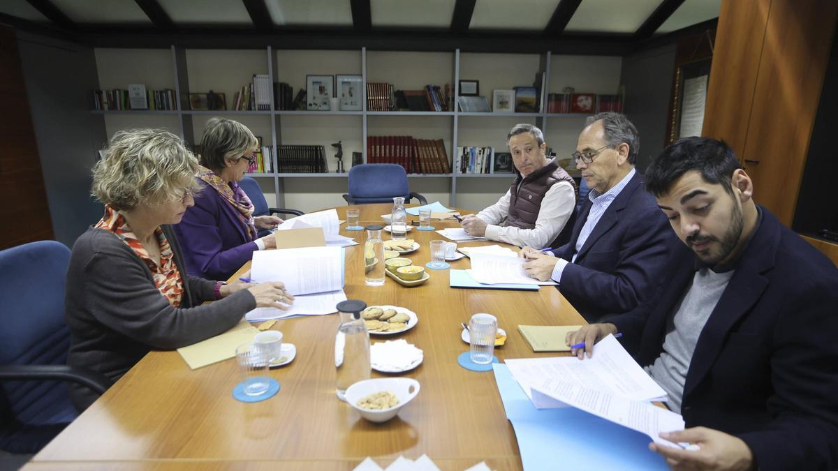 Reunión del jurado profesional de los Premios Agricultura de Levante-EMV.