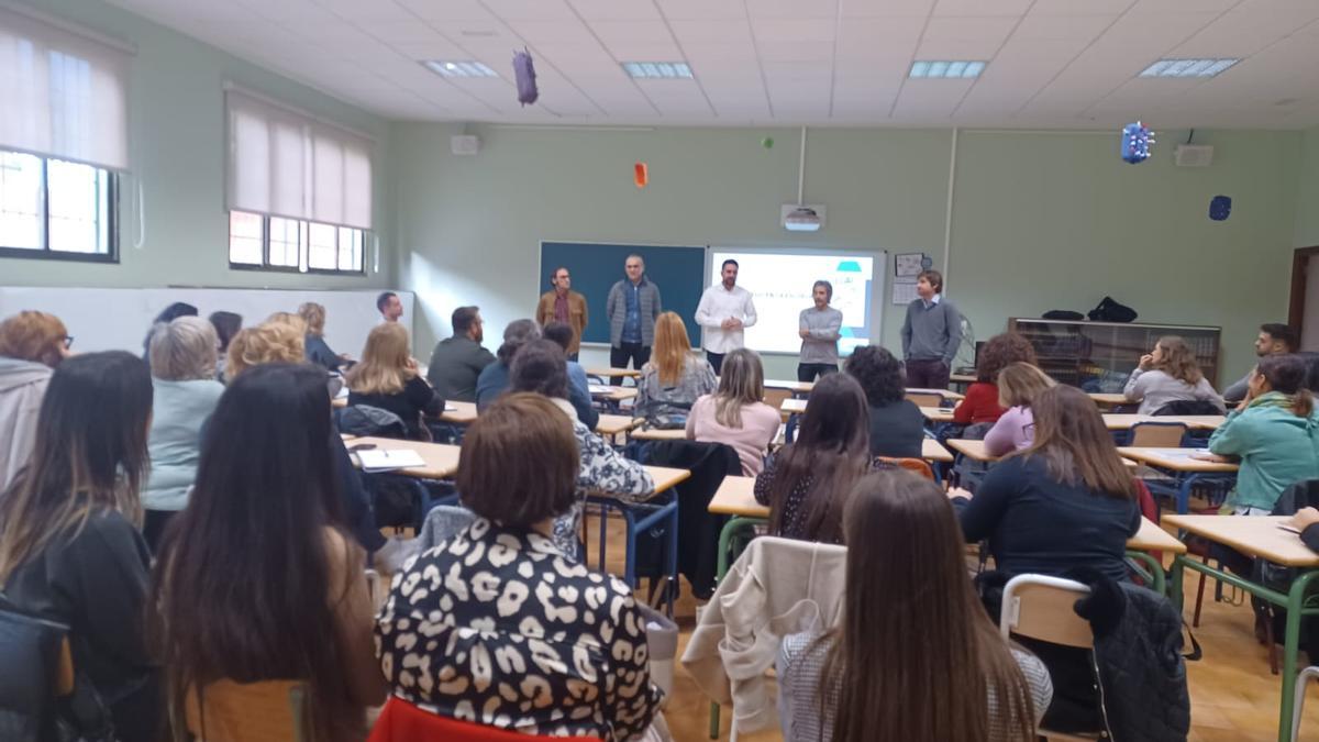 Taller organizado por el Ayuntamiento de Paterna sobre prevención de conductas violentas en la infancia y adolescencia