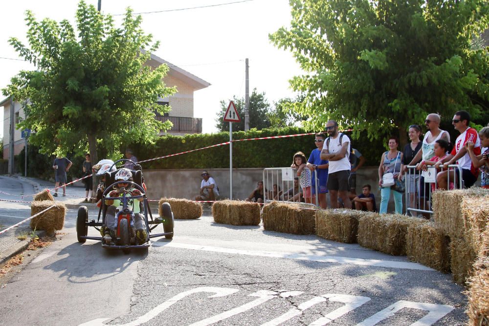 Baixada d'andròmines de la Festa Major de Sant Salvador de Guardiola