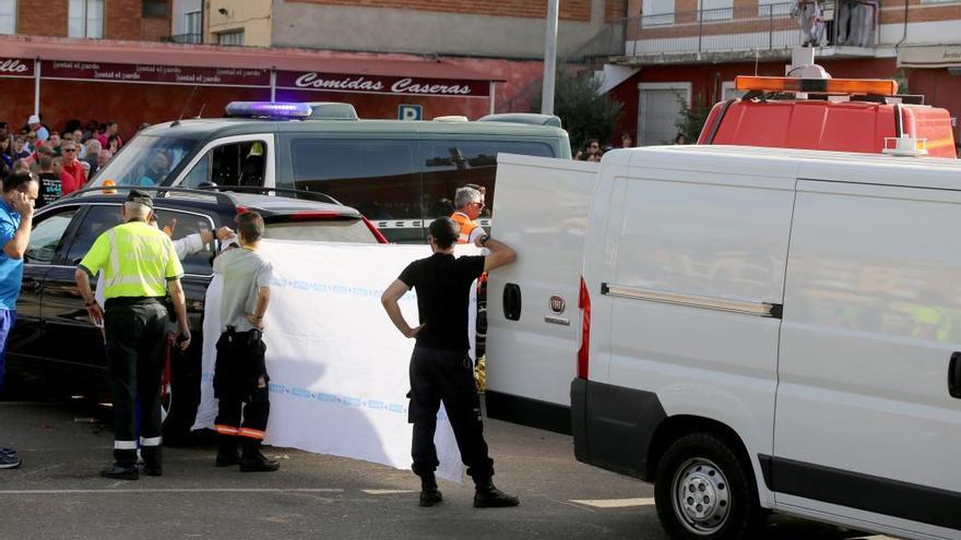 Accidente con un muerto y siete heridos al volcar la carroza de la peña El Infierno en las fiestas de Tordesillas (Valladolid)