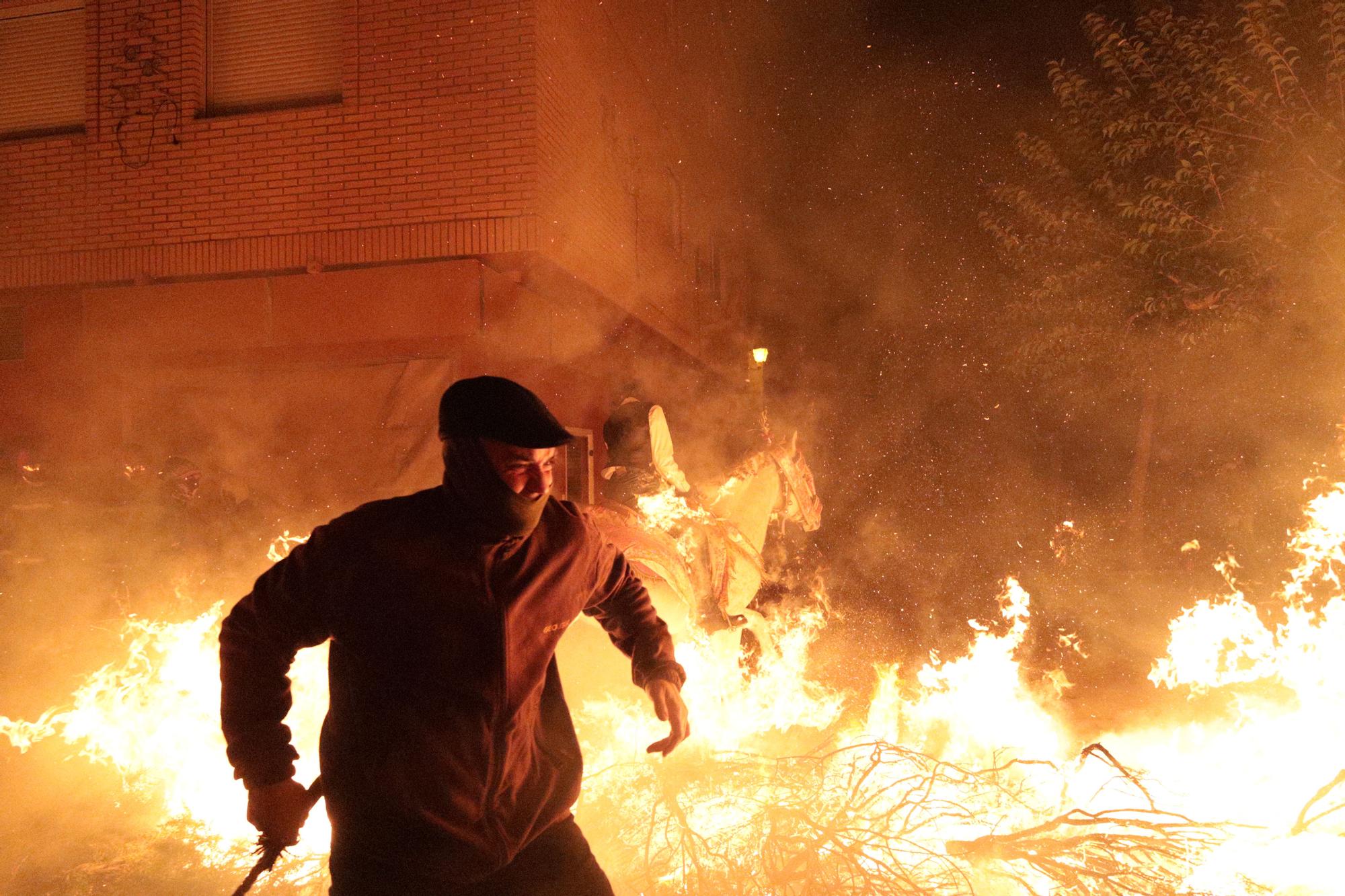 Las mejores fotos de la espectacular Matxà de Sant Antoni en Vilanova d'Alcolea