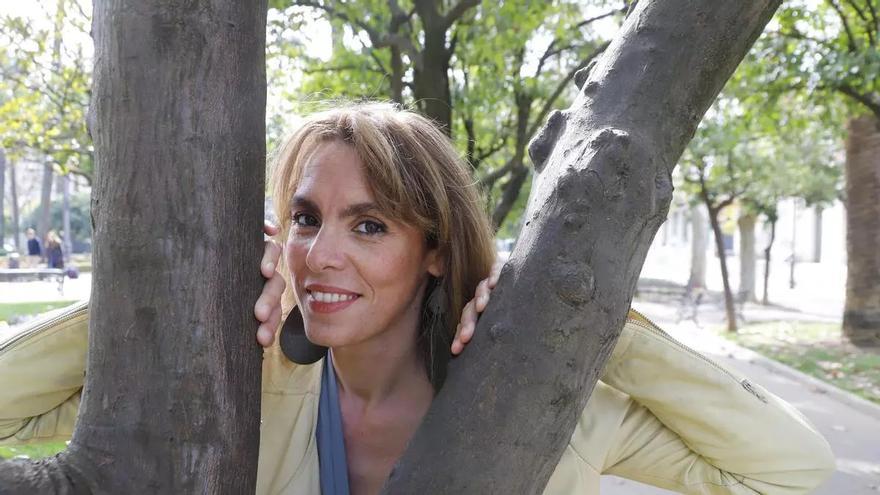 La cantautora Lourdes Pastor recibe el premio Derecho a la Producción y Creación Artística