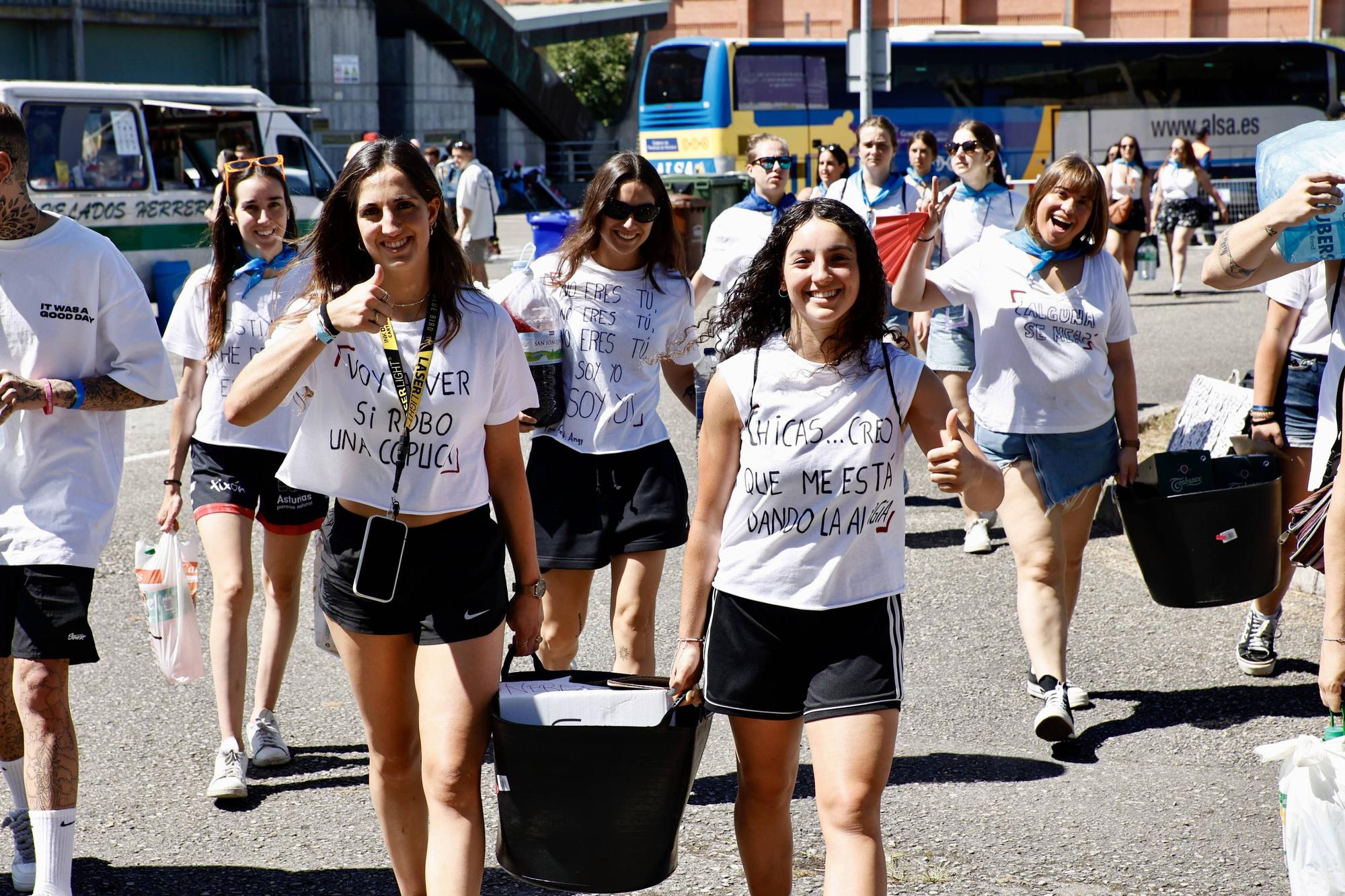 EN IMÁGENES: así ha arrancado el Carmín de la Pola 