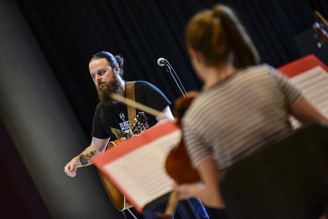 Ensayo de RED Beard con orquesta de cuerda en el ...