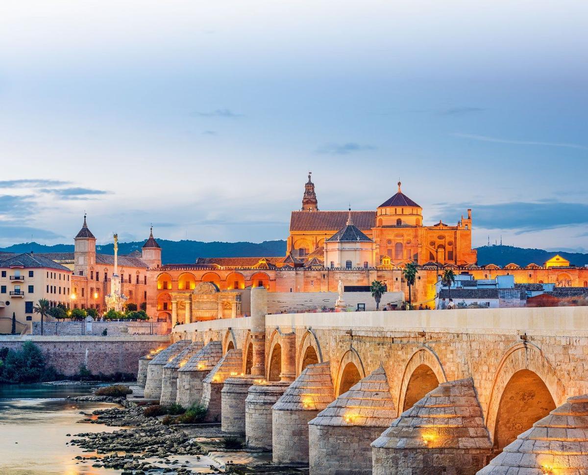 Tomar cañas por la judería de Córdoba