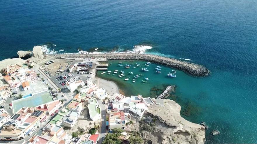 Hallan el cadáver desmembrado de una mujer en aguas de Canarias