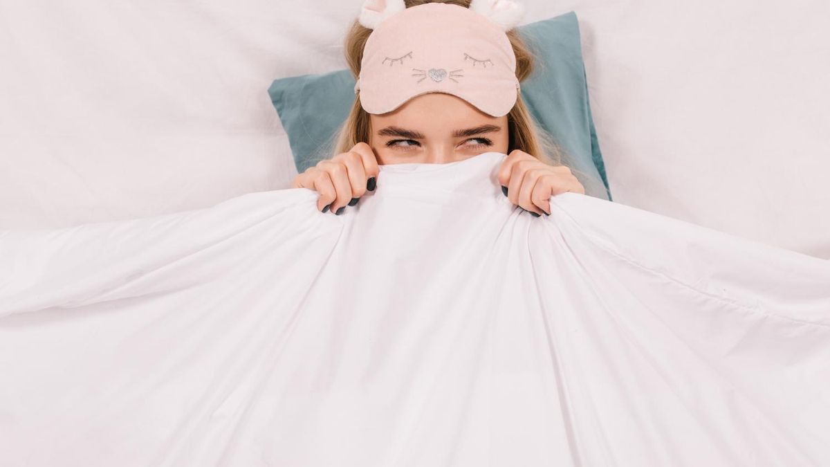 Esta es la razón por la que dormimos tapados aunque estemos a 30 grados