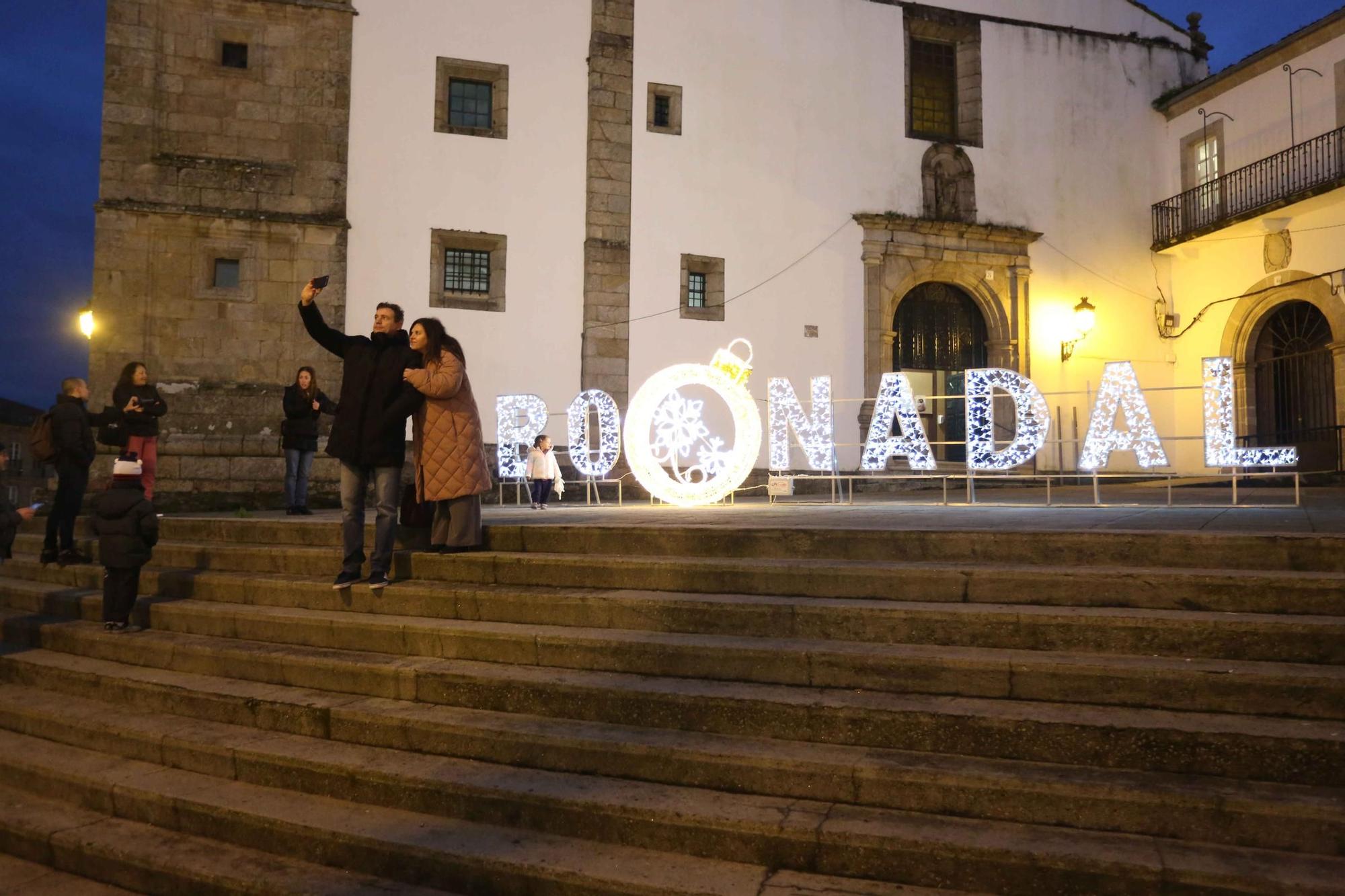 Betanzos inaugura la Navidad con el encendido de su alumbrado navideño