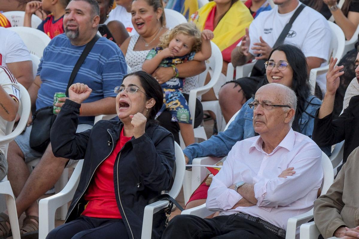 Ambiente del España-Bélgica de cuartos de final del Mundial 2026 en Plaza Don Benito Ambiente del España-Bélgica de cuartos de final del Mundial 2026 en Plaza Don Benito