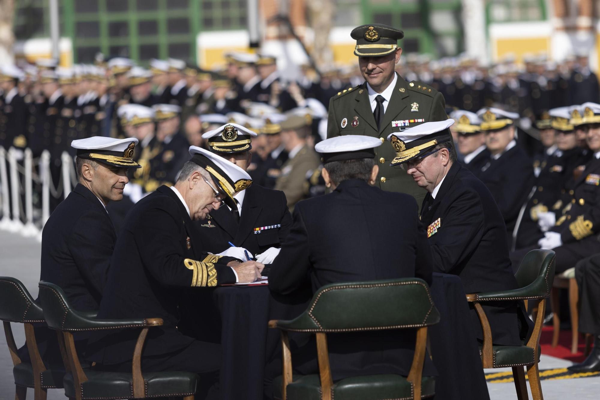 FOTOS: La Armada recibe el submarino S-81 de manos de Navantia