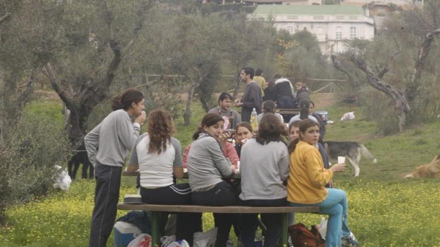 Cierran el Olivar y el Cuartillo para evitar la celebración de las castañas