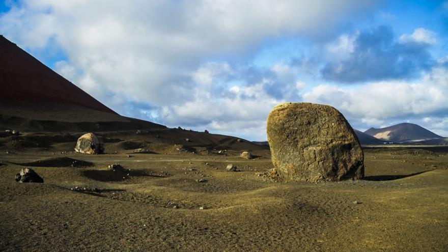 Bombas volcánicas en el entorno de Caldera Colorada, en Lanzarote.