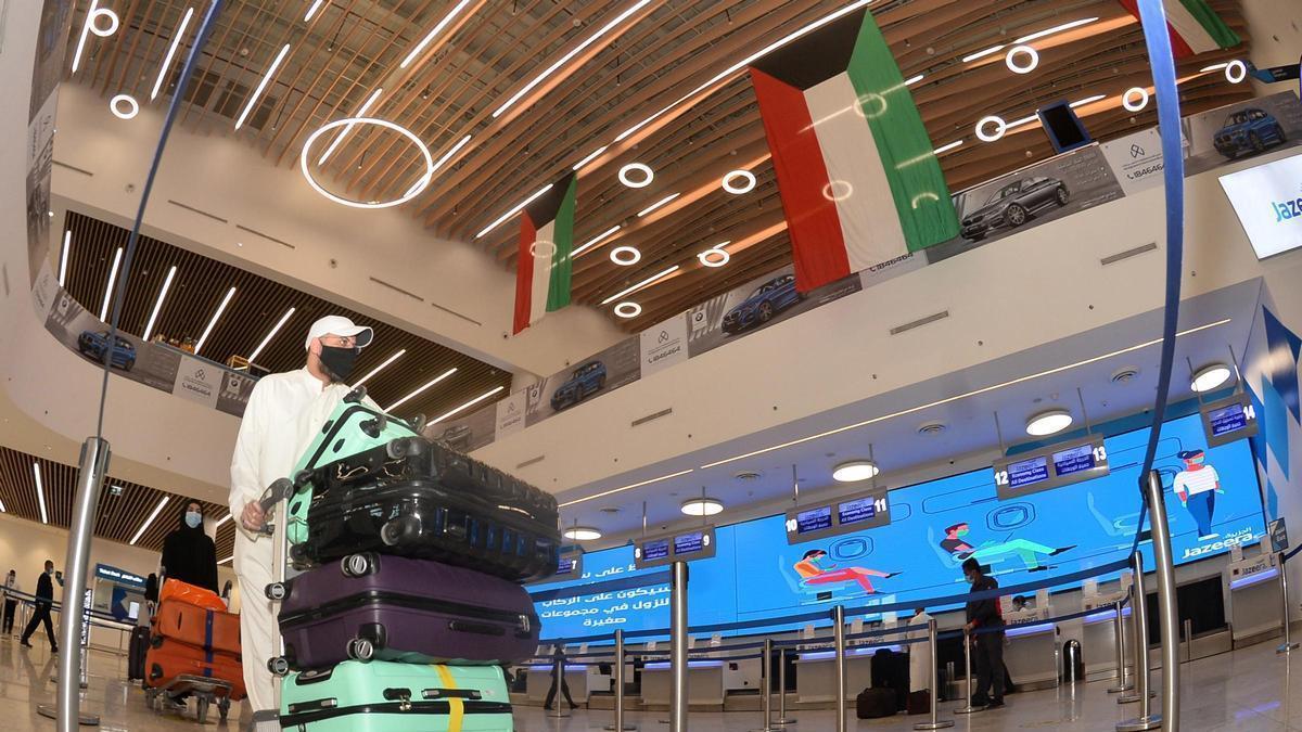 Kuveyt Uluslararası Havalimanı'na çok sayıda drone çarptı