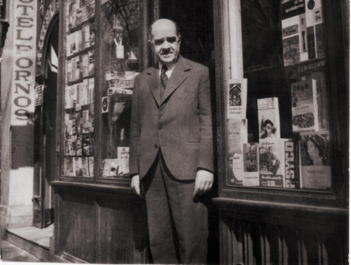 El escritor Rafael Tasis.