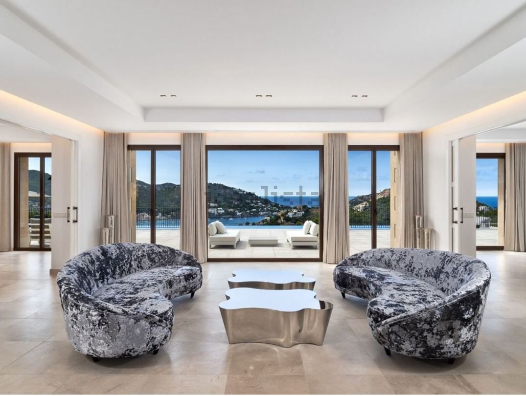 Vivienda valorada en 24.950.000 euros y ubicada en una parcela de 96.000 m² en Puerto de Andratx, en Mallorca. Tiene 1.294 m² de superficie y seis habitaciones.