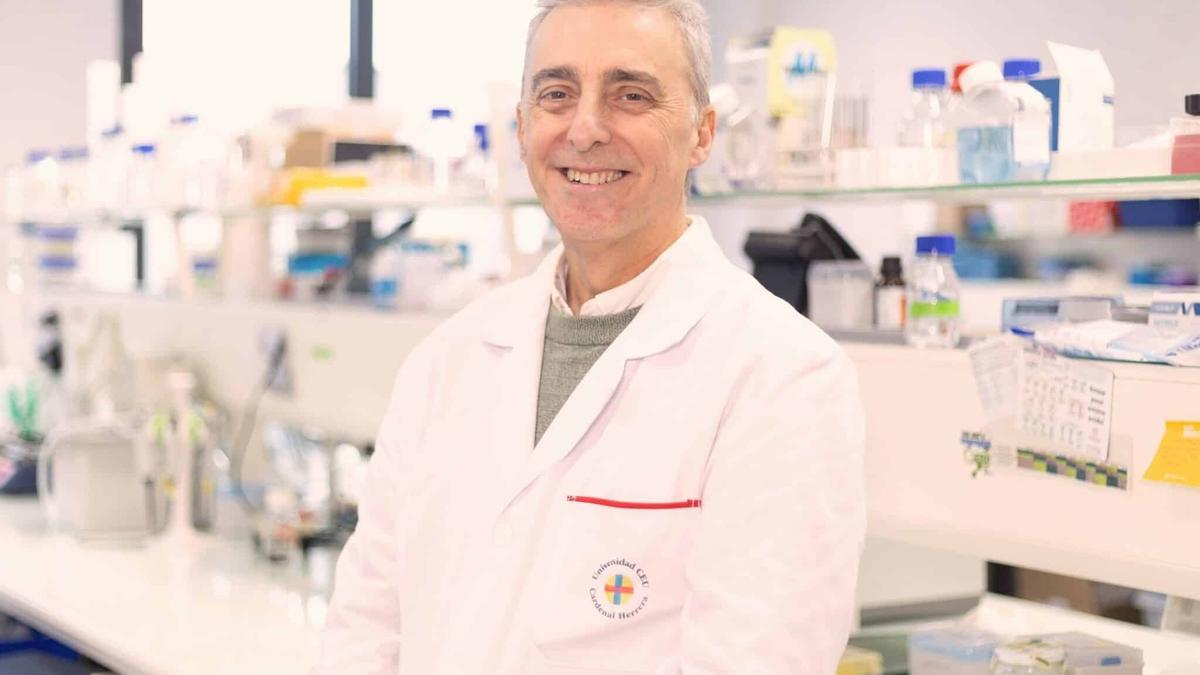 El científico José Rafael Penadés.