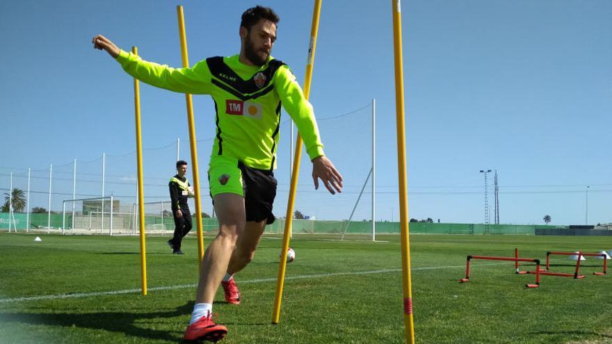 Oficial: El Valencia CF incorpora a Lolo Plá