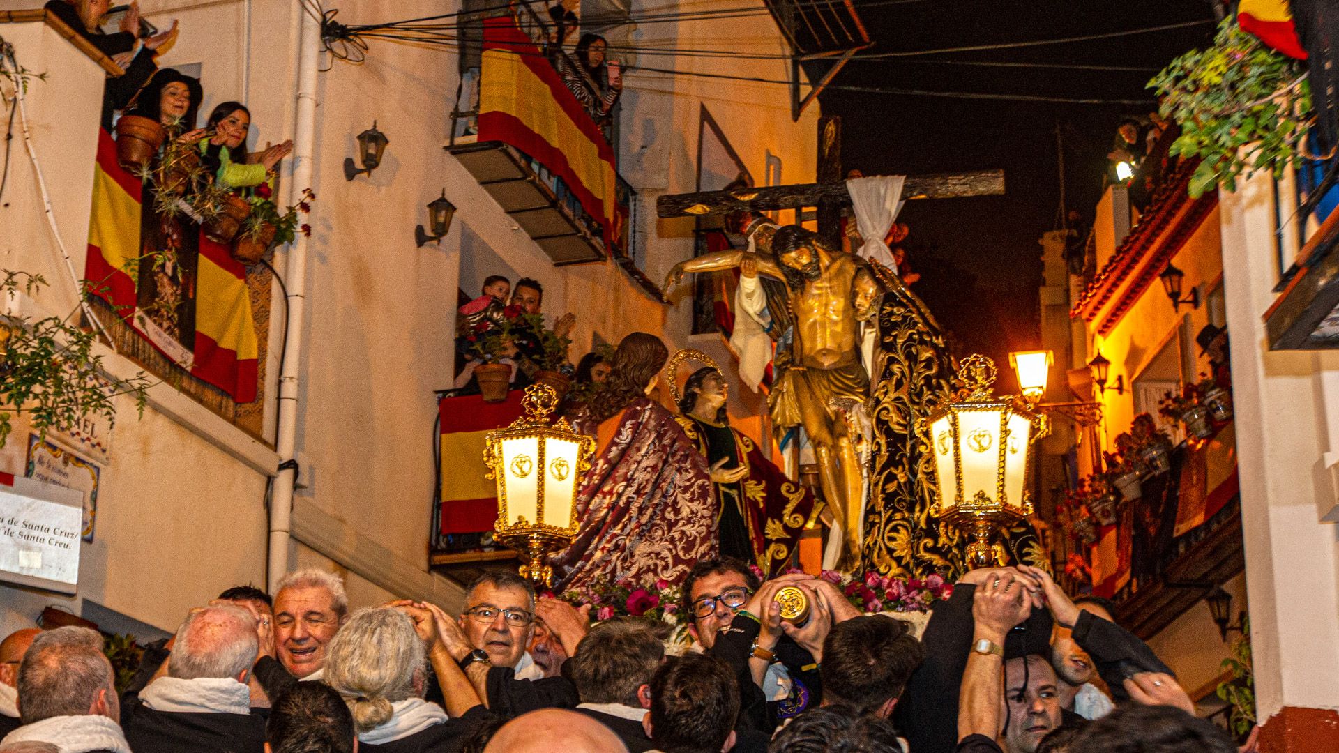 La lluvia no puede con Santa Cruz