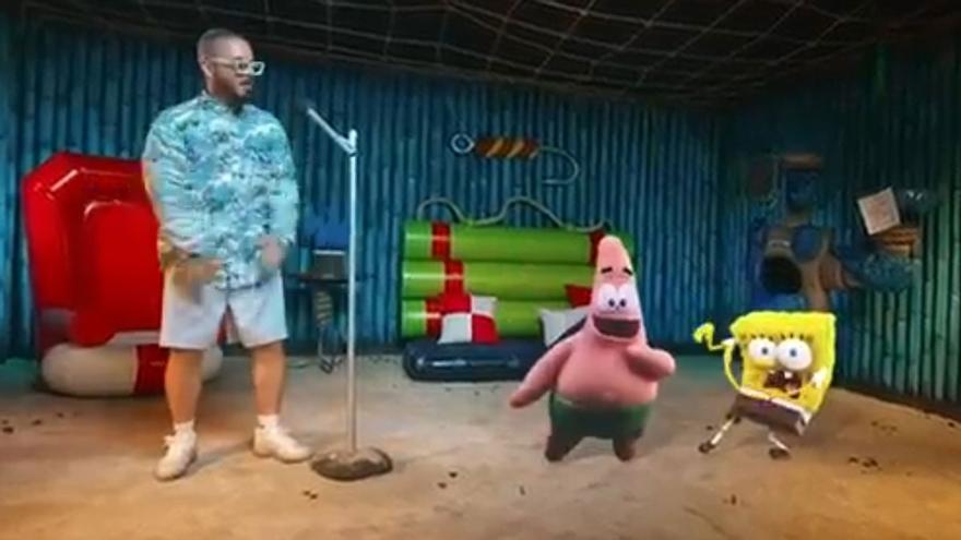 J. Balvin, en el videoclip oficial de 'Bob Esponja. Un héroe al rescate'