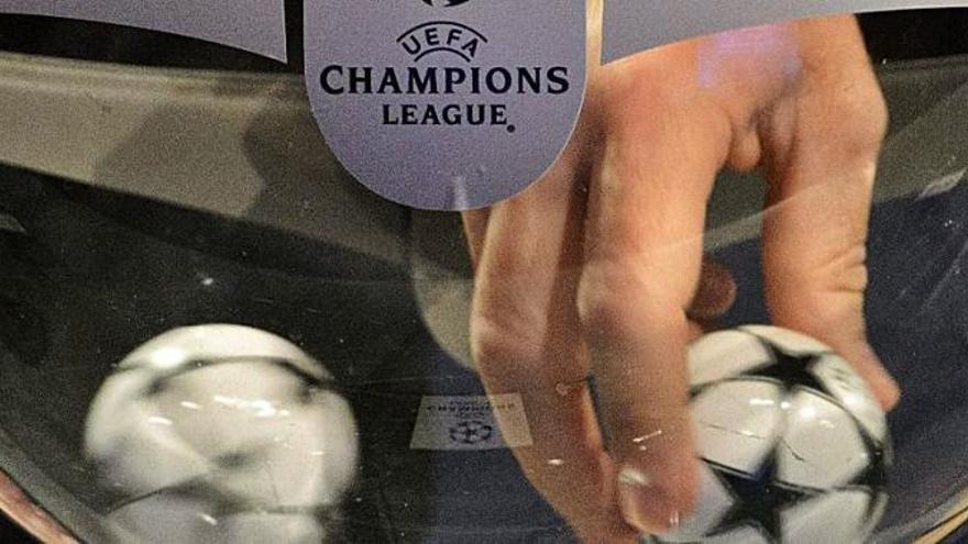 Una imagen del sorteo de la Champions League