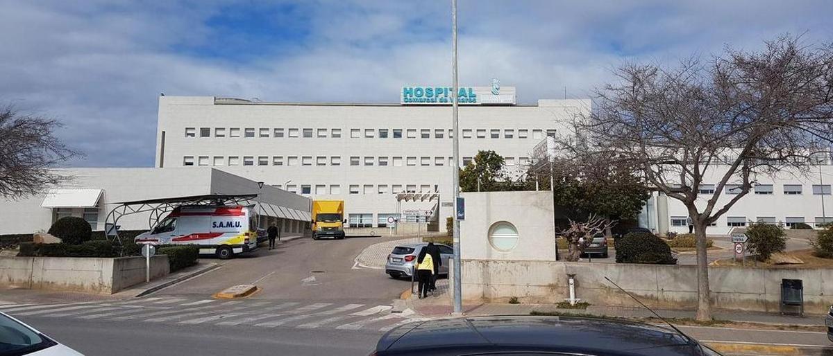 Fachada del Hospital Comarcal de Vinaròs.