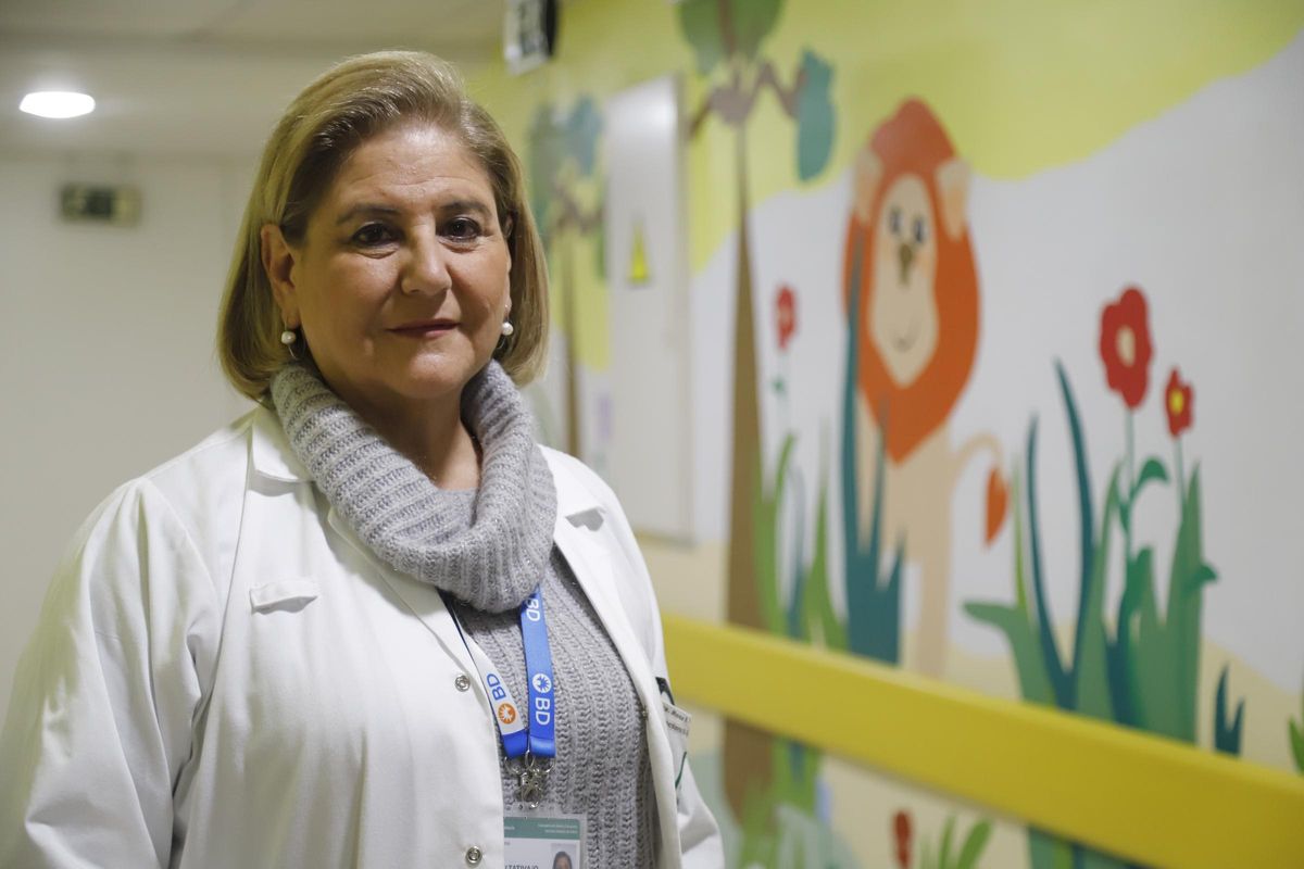 Rosa María Paredes, jefa de Cirugía Pediátrica del Hospital Reina Sofía.