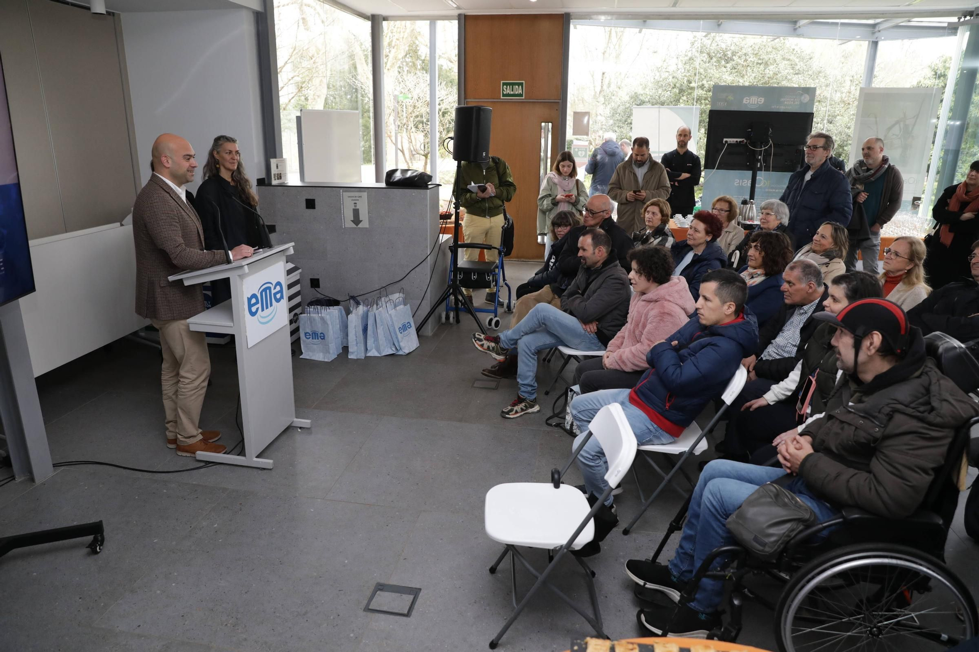 En imágenes: Presentación de "10 Oasis" en el Jardín Botánico de Gijón