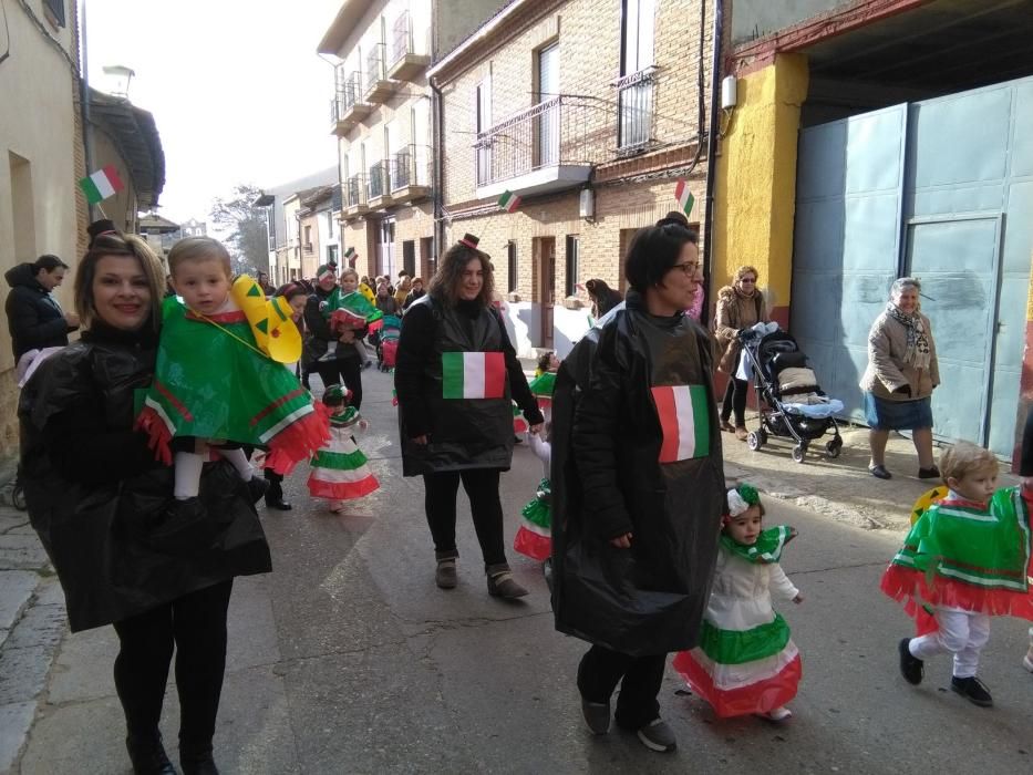 Carnaval en Toro: Desfile de chupetines