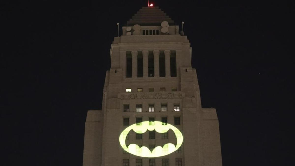 television batman adam west los  angeles  estados unidos