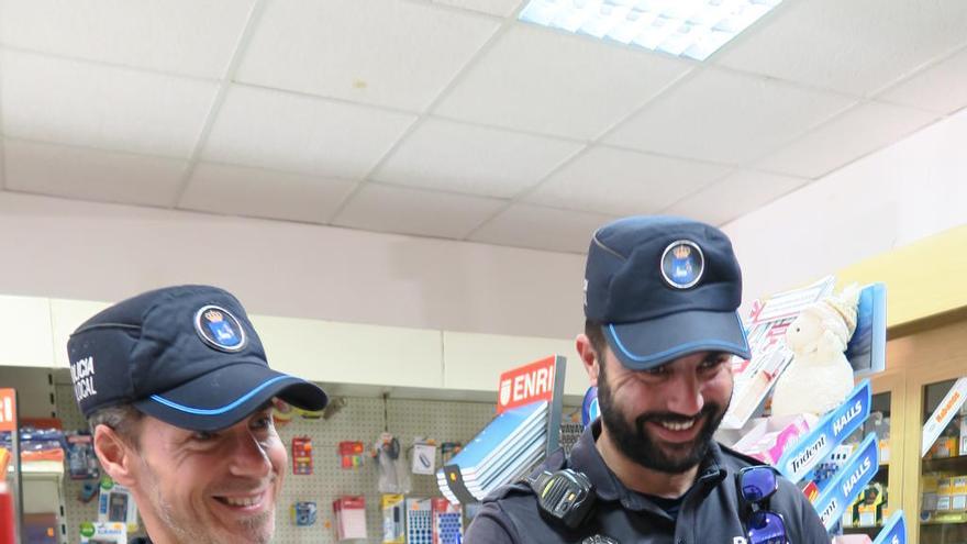 La Policía Local de Calvià lanza una campaña para fomentar la seguridad en los comercios