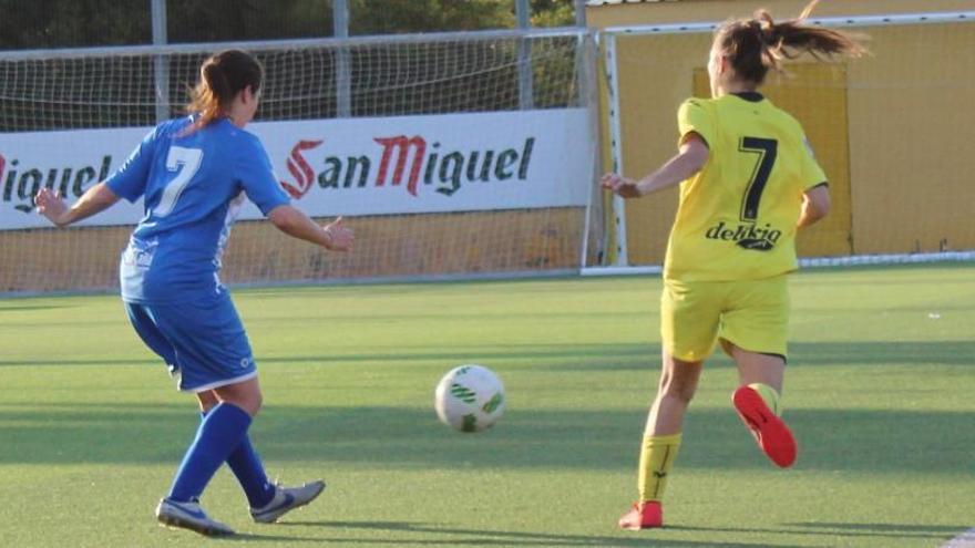 Imagen de archivo de un partido entre el Villarreal C y el Crevillente Femenino.
