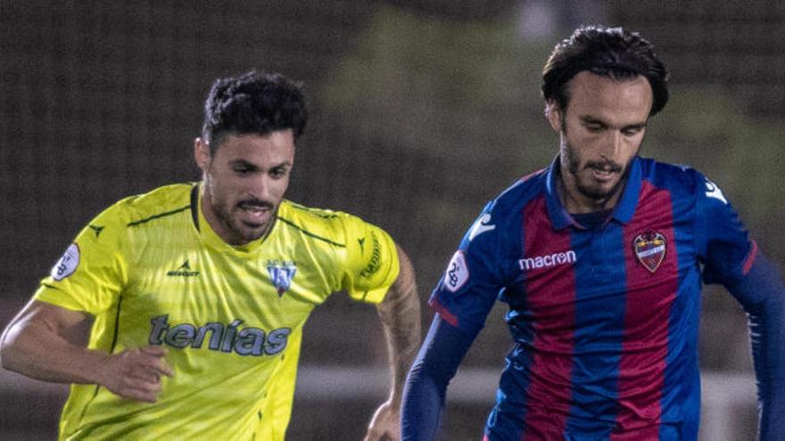 El Atlético Levante busca mantener su escalada ante el Villarreal B