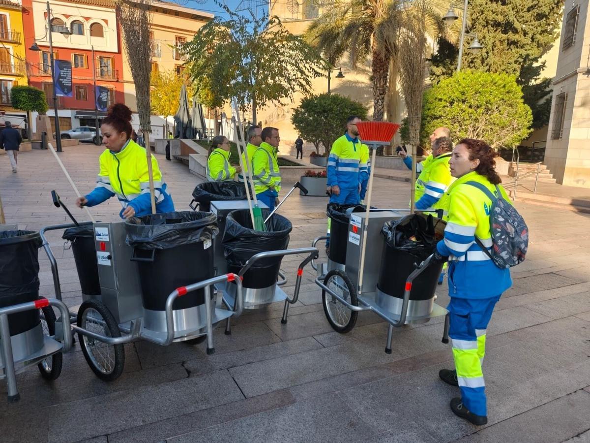Presentación del nuevo servicio de limpieza viaria de Lucena, adjudicado a Urbaser