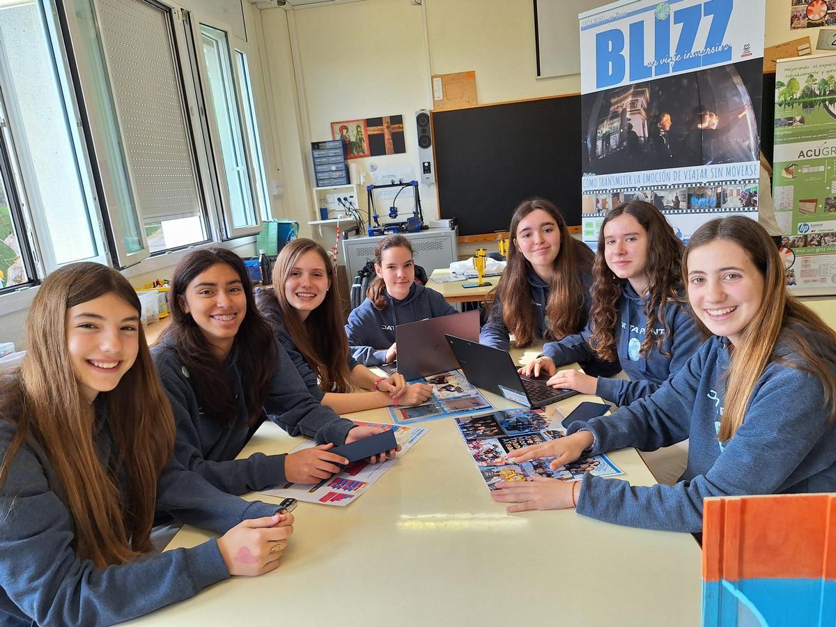 Alumnas de la Vall se clasifican para el campeonato de Sudádrica de robótica