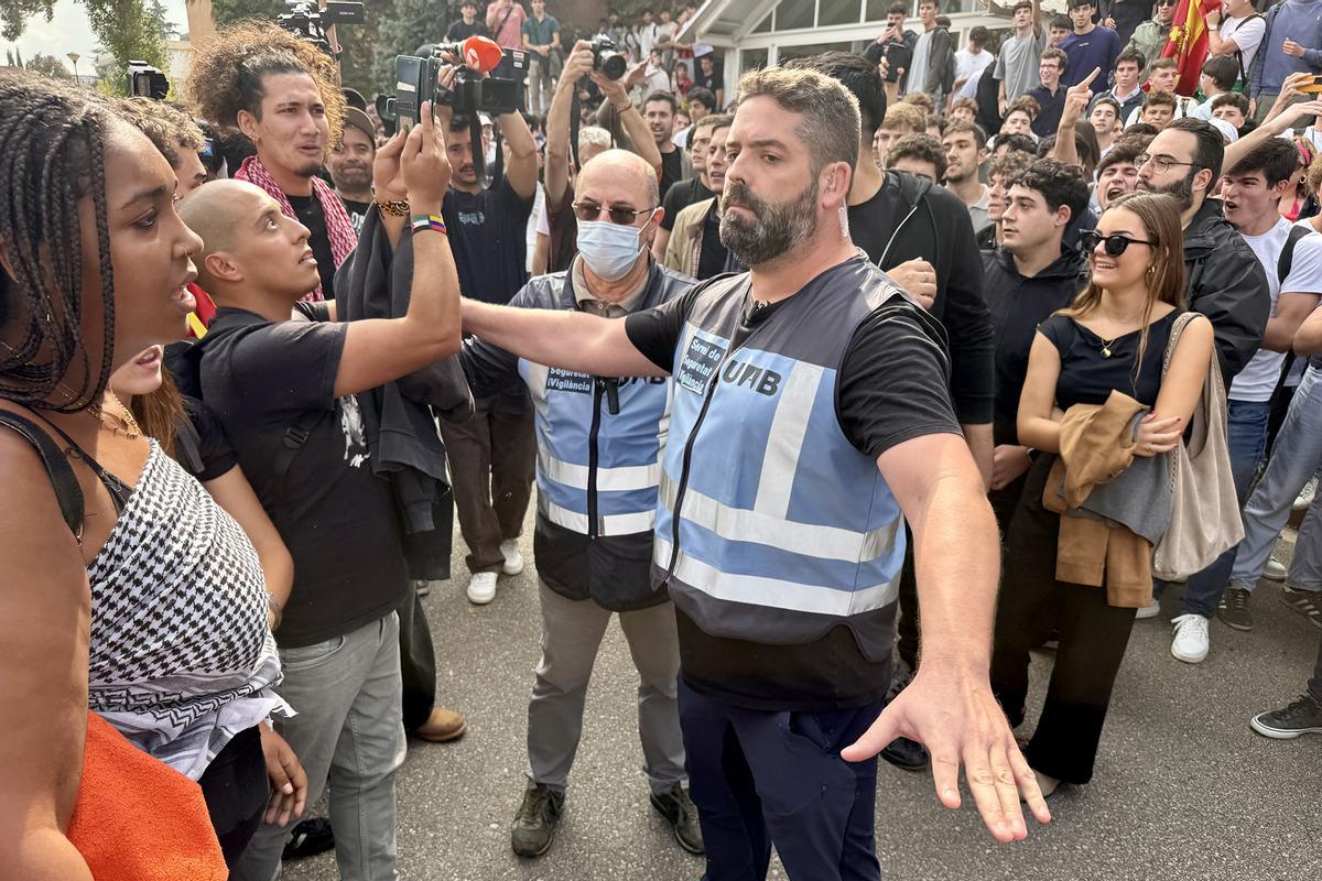 Tensión en la UAB ante la visita de Vito Quiles a Bellaterra