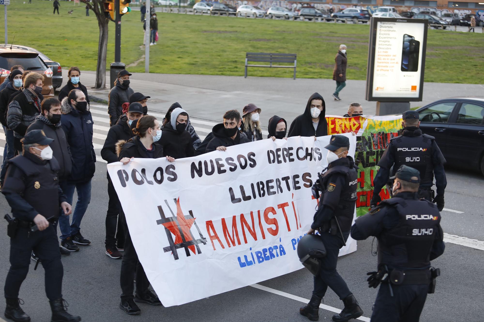 Nueva concentración de apoyo a Pablo Hasel en Gijón