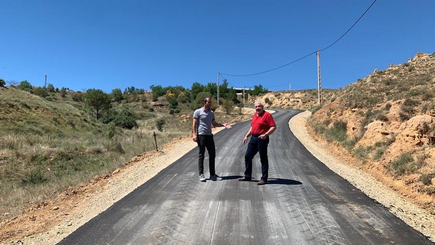 El Ayuntamiento de Teruel asfalta el Camino de la Caseta del Puntal en Concud.