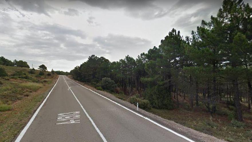 Tres jóvenes heridos graves en un accidente de tráfico en El Campillo