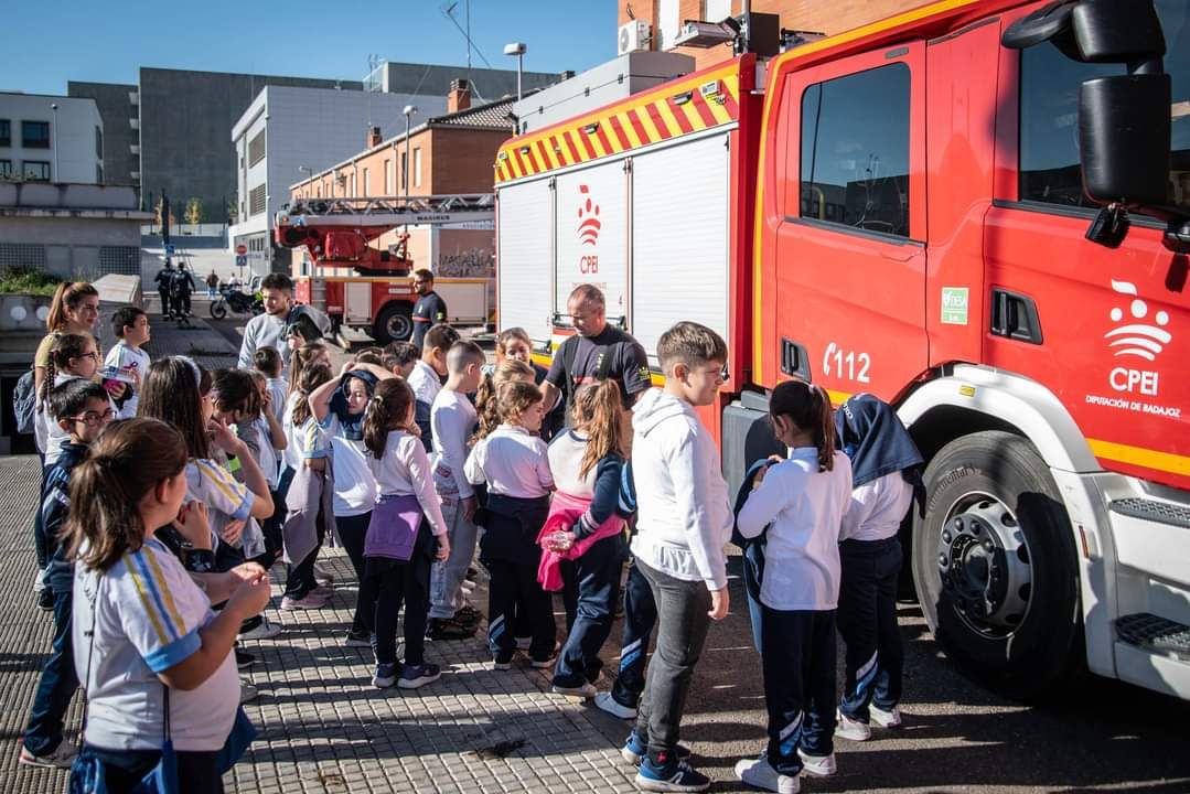 GALERÍA | Pequeños bomberos en Mérida