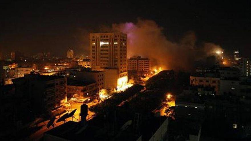 Israel lanza más de 100 ataques contra Gaza durante la madrugada
