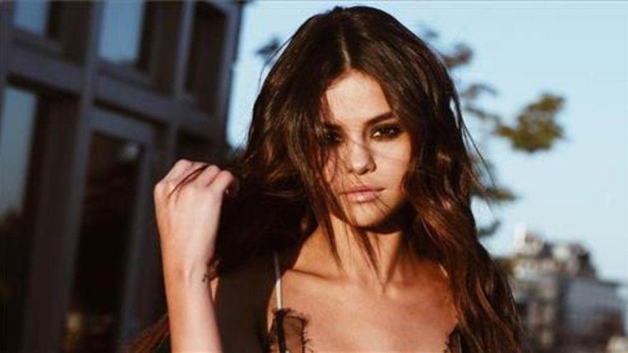 Selena Gomez lanza un nuevo sencillo en castellano