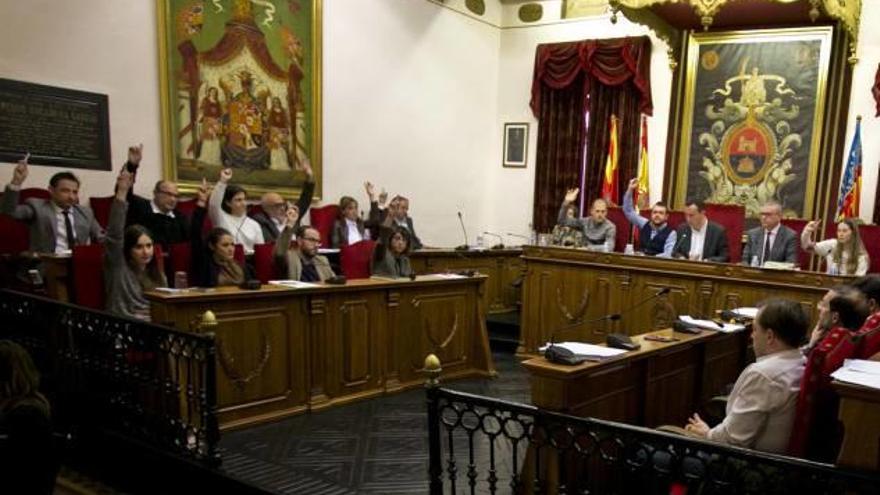 La edil de Hacienda reconoce que las inversiones dependerán de la venta de suelo municipal