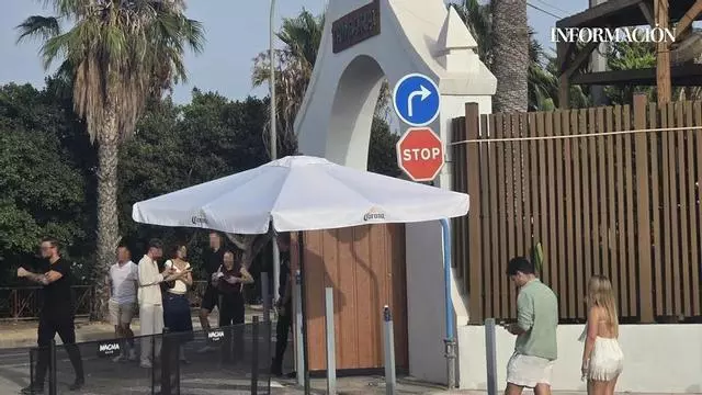 Tambora abre al público pese al decreto de cierre del Ayuntamiento de Alicante y tras una reunión con el edil de Urbanismo